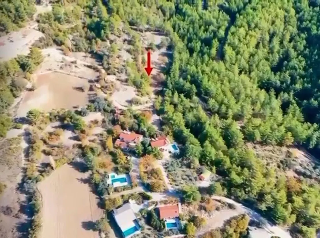 Seydikemerin Gözde Bölgelerinden Yakaköyde 1801m2 Satılık Tarla